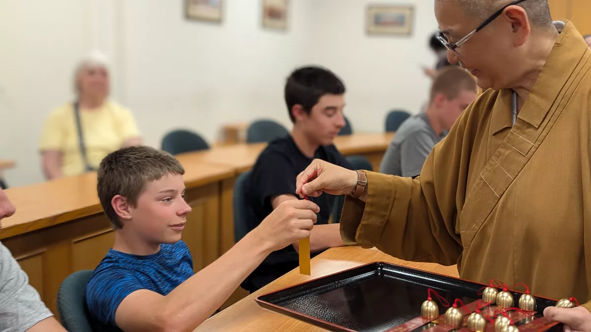 Pennsylvania Christian Group Explores Humanistic Buddhism at Fo Guang Shan Temple of Toronto
